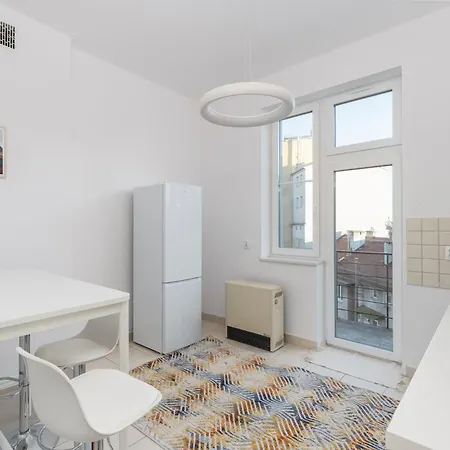 Old Town 2-bedroom דירה *
