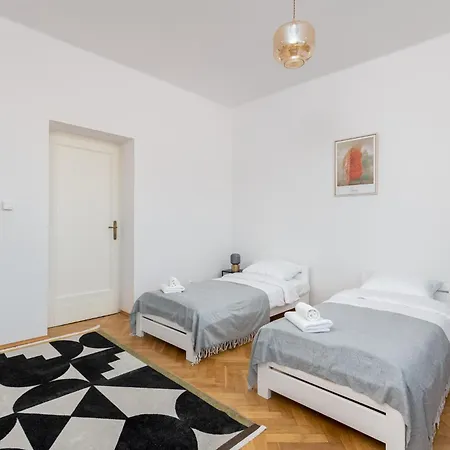 דירה Old Town 2-bedroom קרקוב