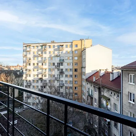דירה Old Town 2-bedroom *